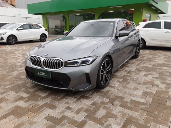 BMW 320i 2.0 16V TURBO FLEX M SPORT AUTOMÁTICO BMW 320i 2.0 16V TURBO FLEX M SPORT AUTOMÁTICO